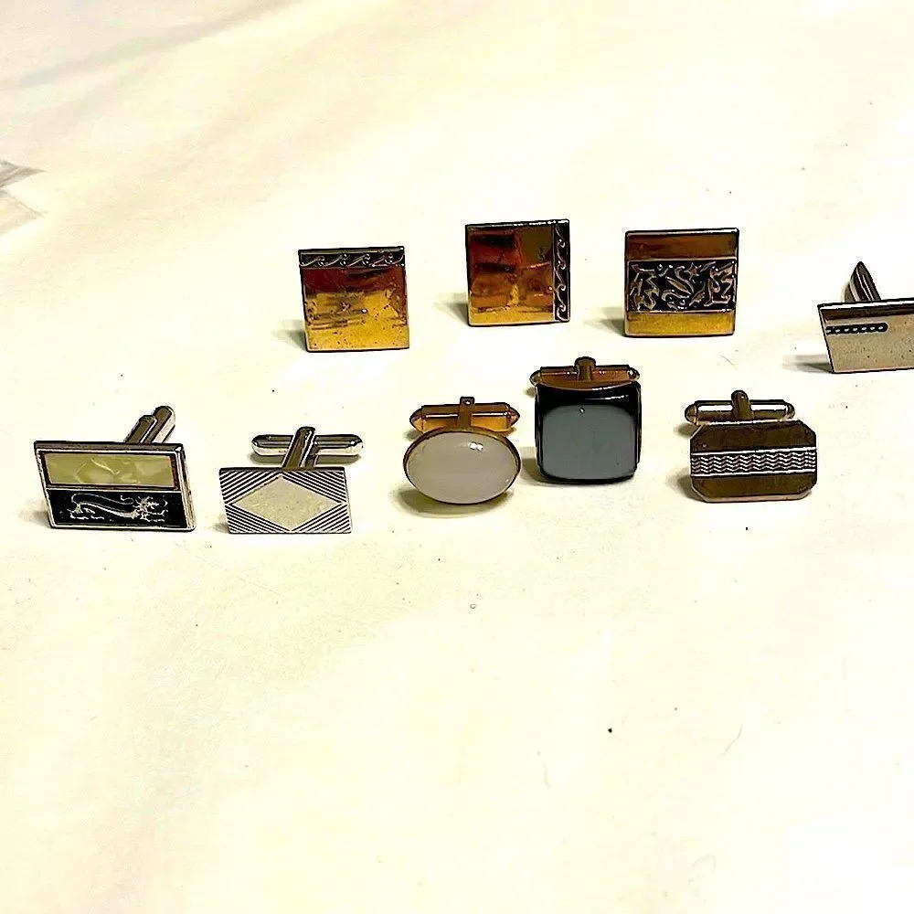 Mismatched Cufflinks !